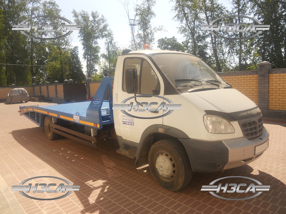 Эвакуатор ГАЗ-33106 Валдай с ломаной платформой