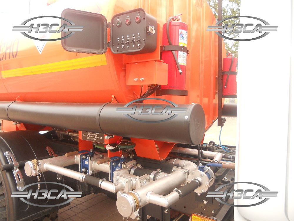 Топливозаправщик АТЗ ГАЗ-33086