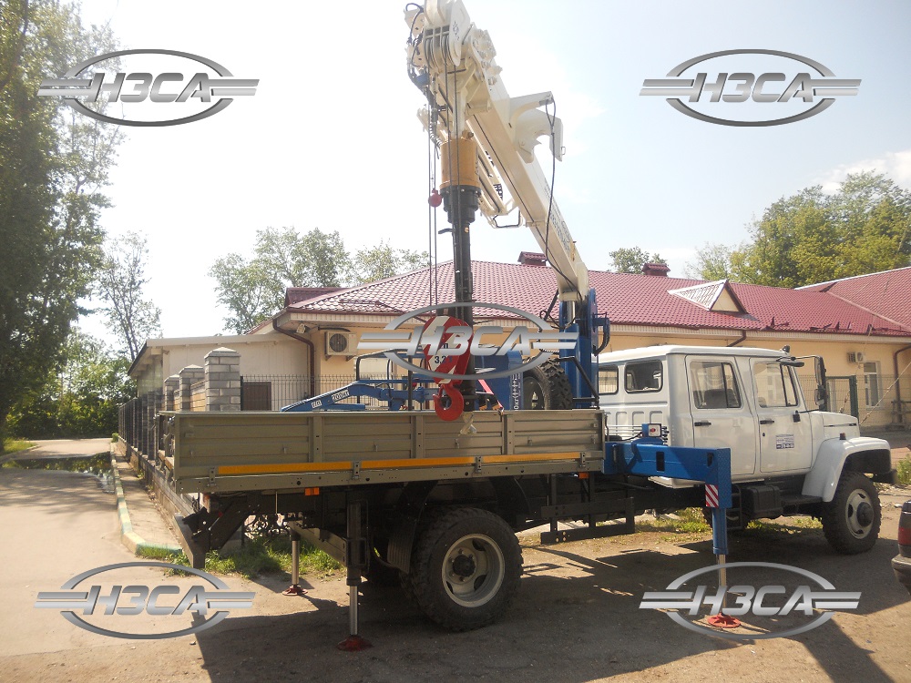 Бурильно-крановая машина на базе ГАЗ-33086
