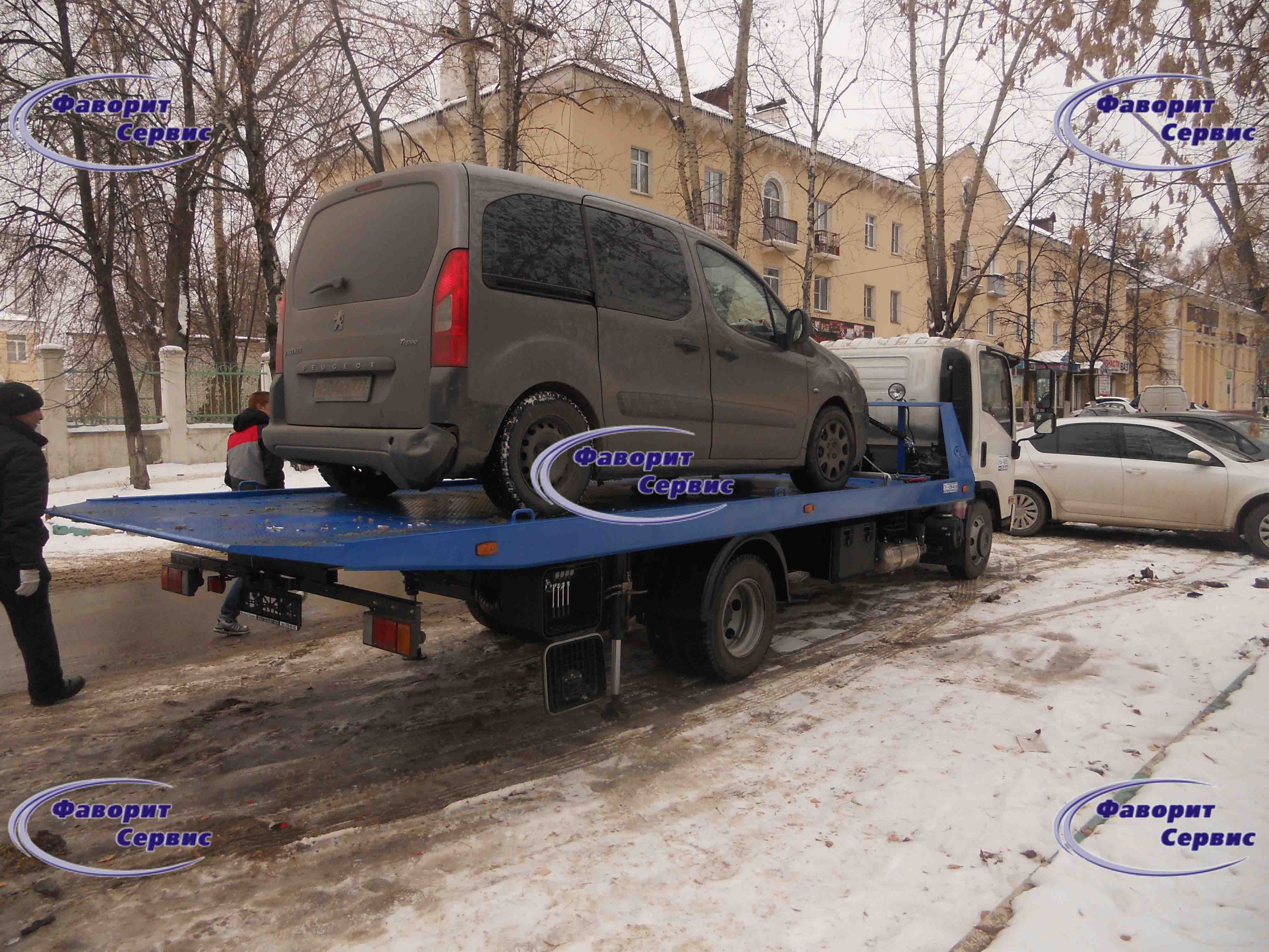 Эвакуатор Isuzu 90 со сдвижной платформой