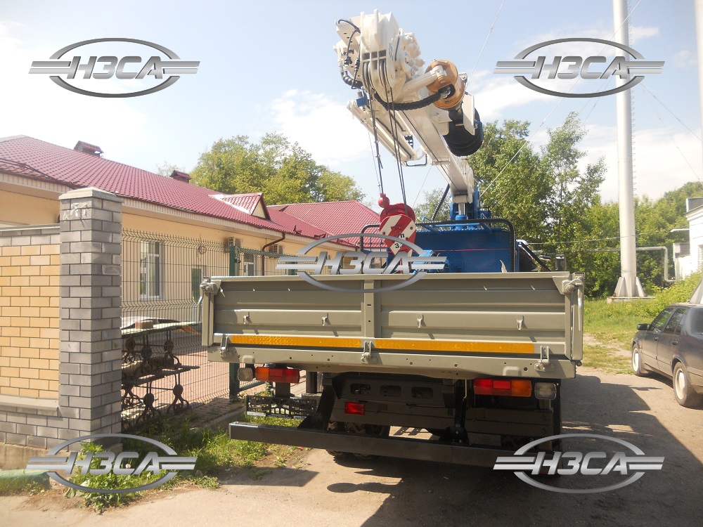 Бурильно-крановая машина на базе ГАЗ-33086