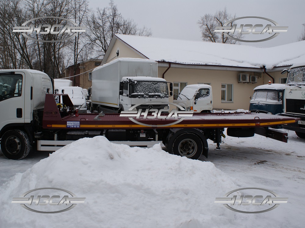 Эвакуатор Isuzu 90 со сдвижной платформой