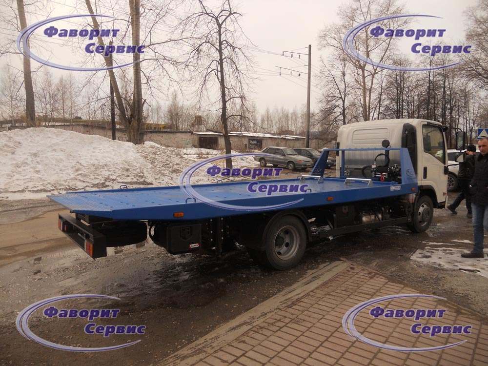 Эвакуатор Isuzu 90 со сдвижной платформой