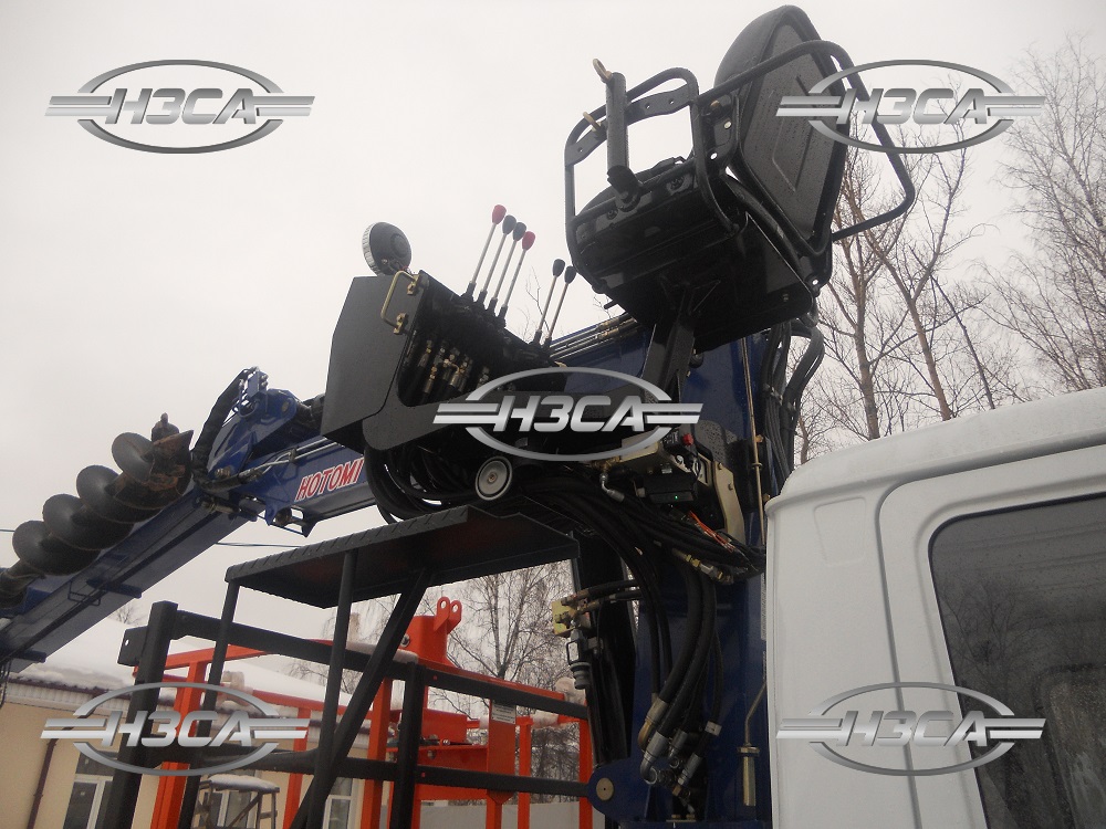 Бурильно-крановая машина на базе ГАЗ-33086