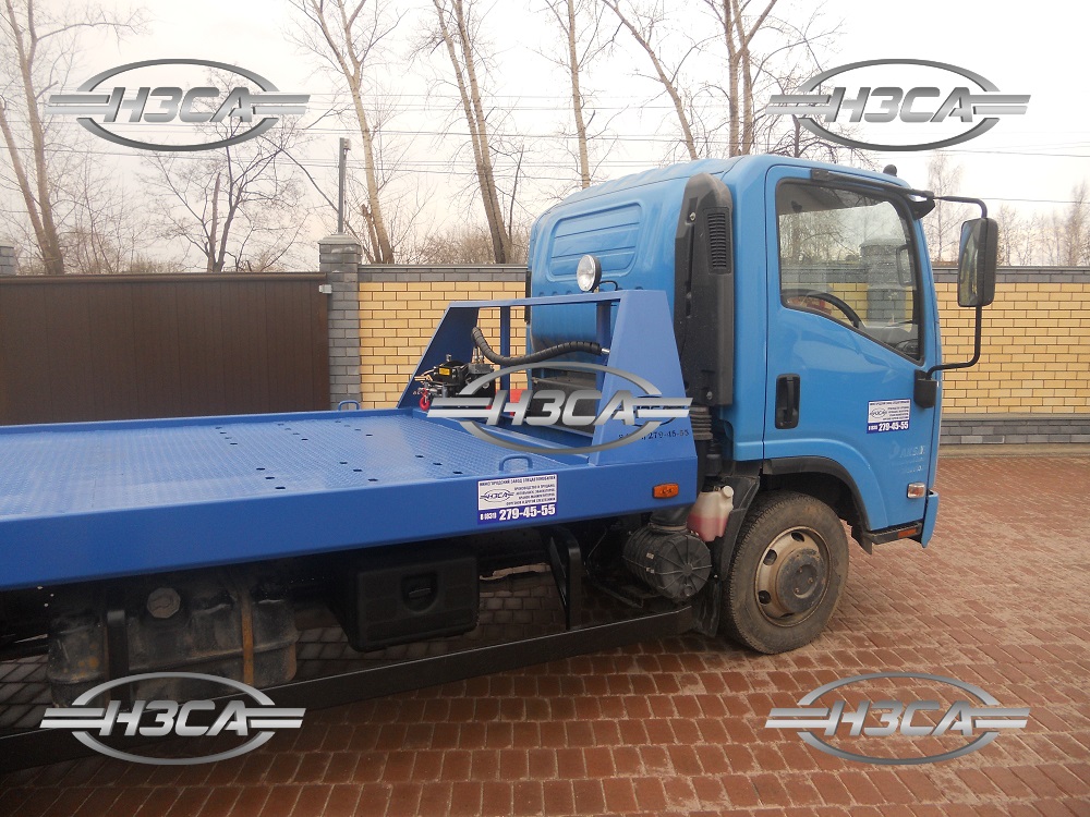 Эвакуатор Isuzu NQR 75 со сдвижной платформой