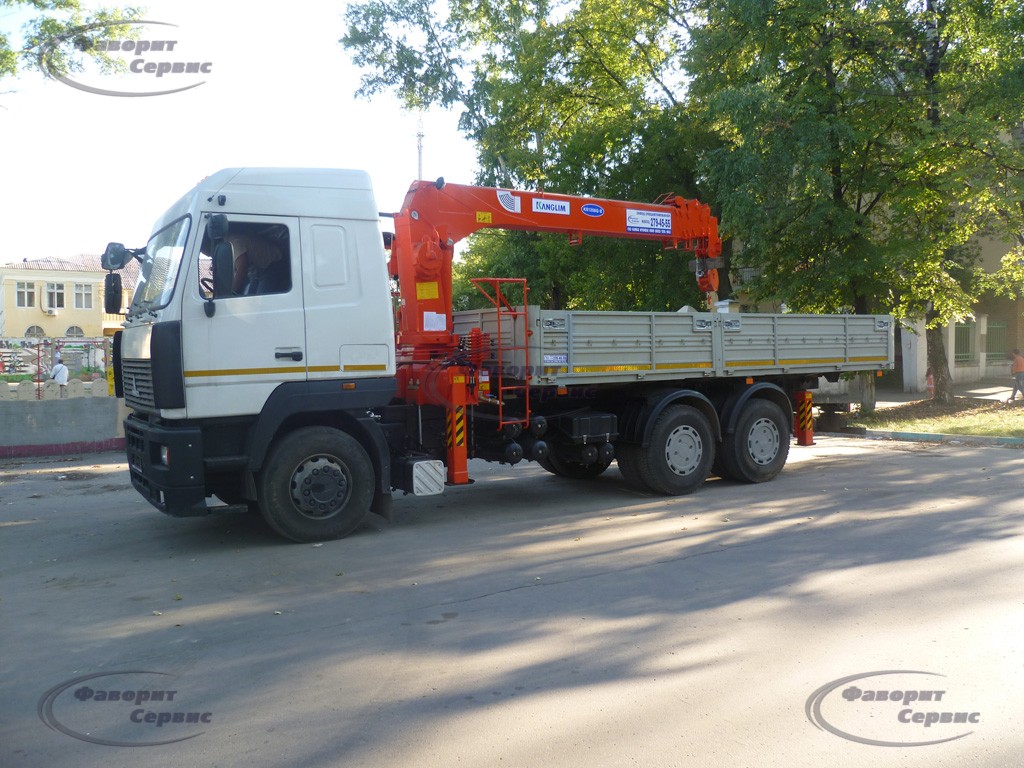 бортовой МАЗ-6312B9 с краном манипулятором КМУ