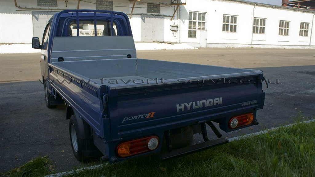 Бортовой HYUNDAI PORTER 2, L=2.8-2.9м