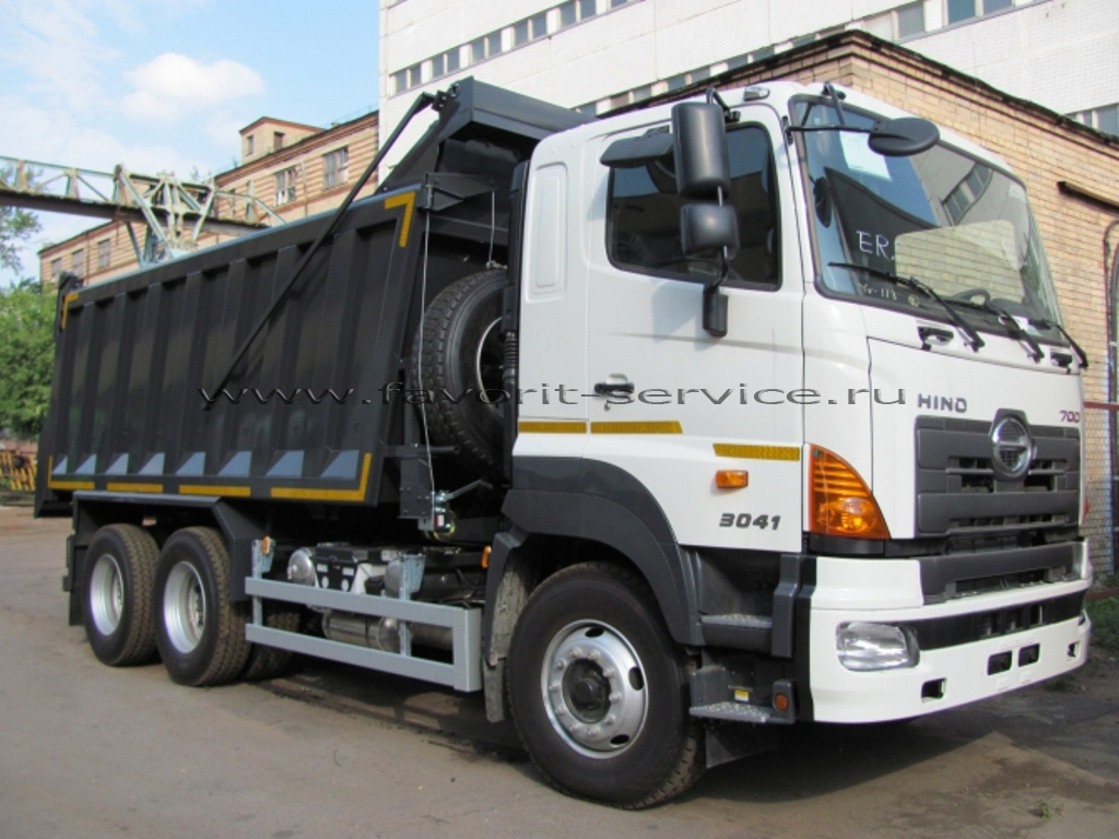 Самосвал HINO-700