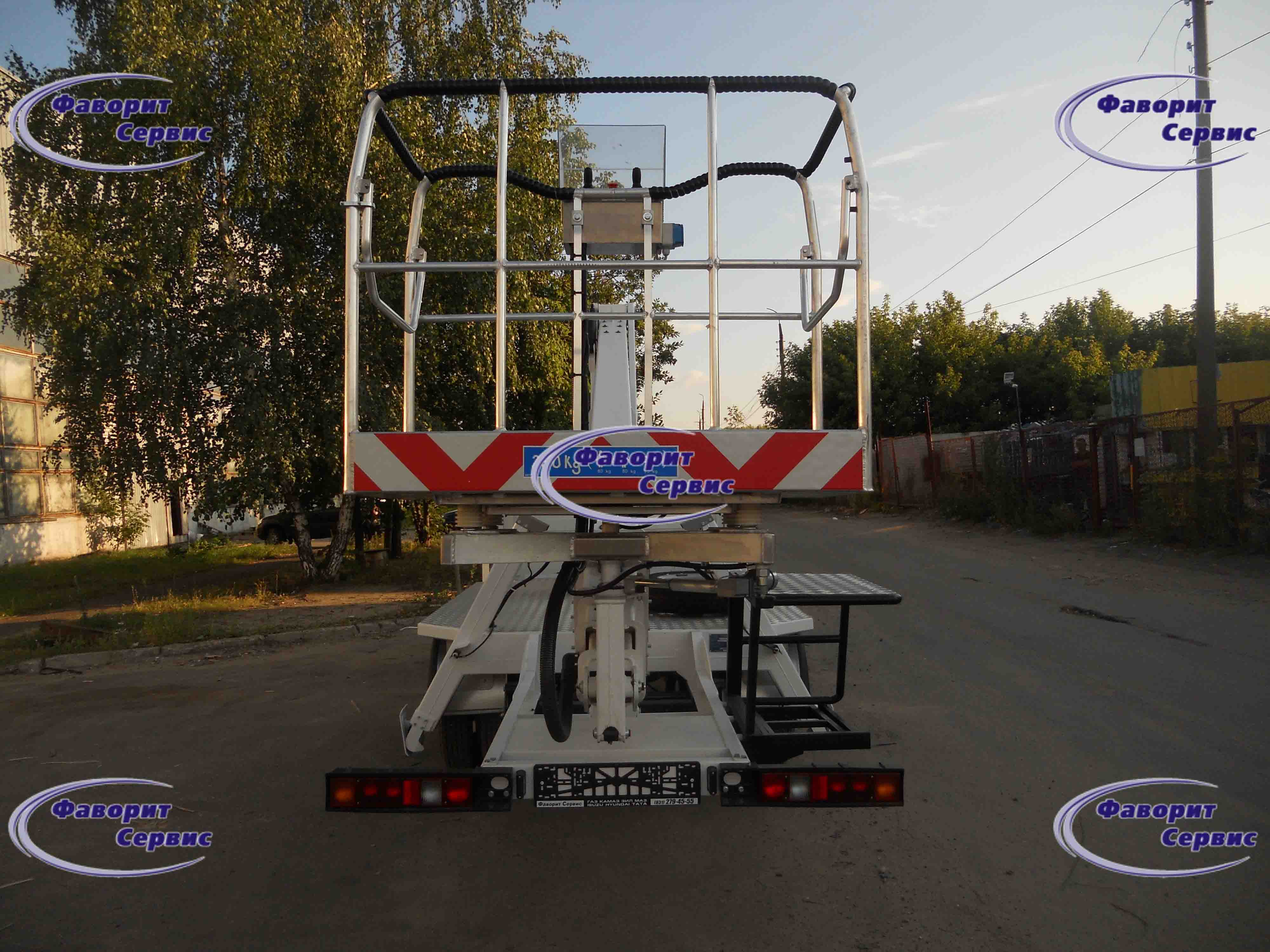 Автовышка на базе Газ 3302 высотой подъема 22 метра