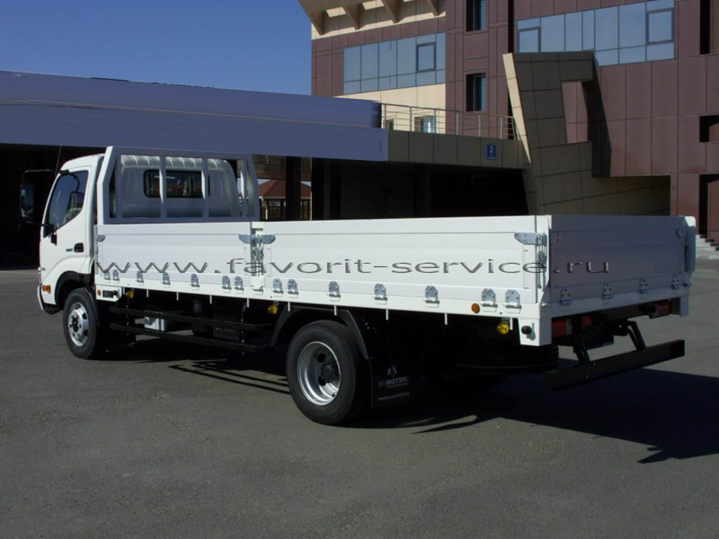 Бортовой HINO-300
