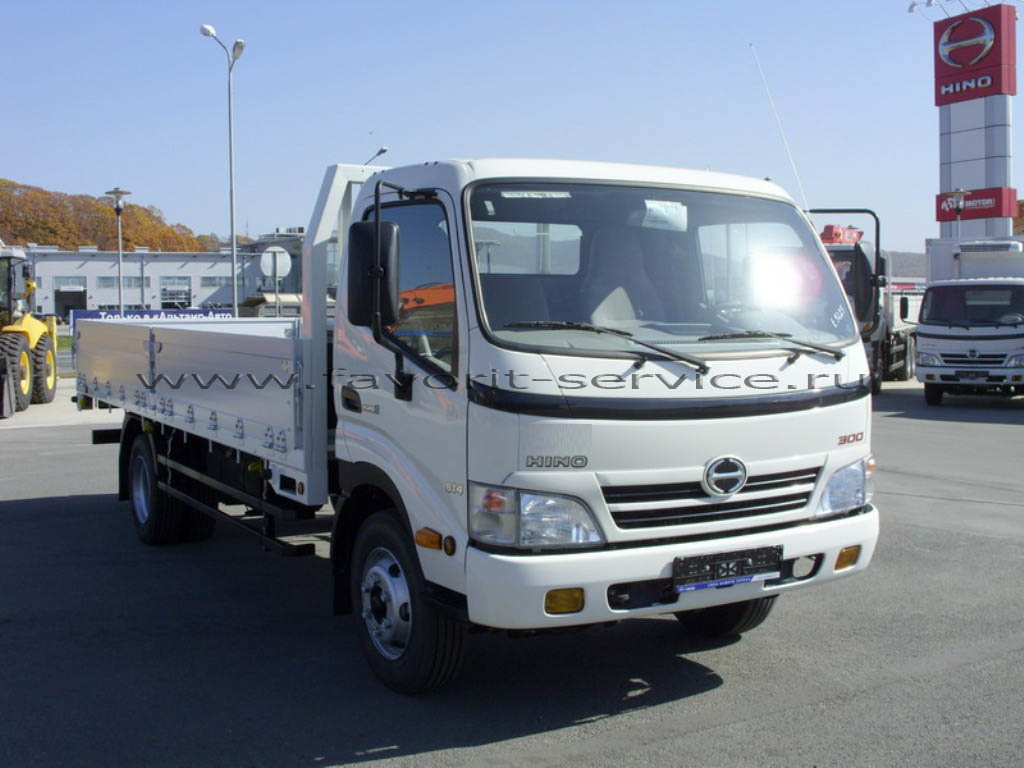 Бортовой HINO-300